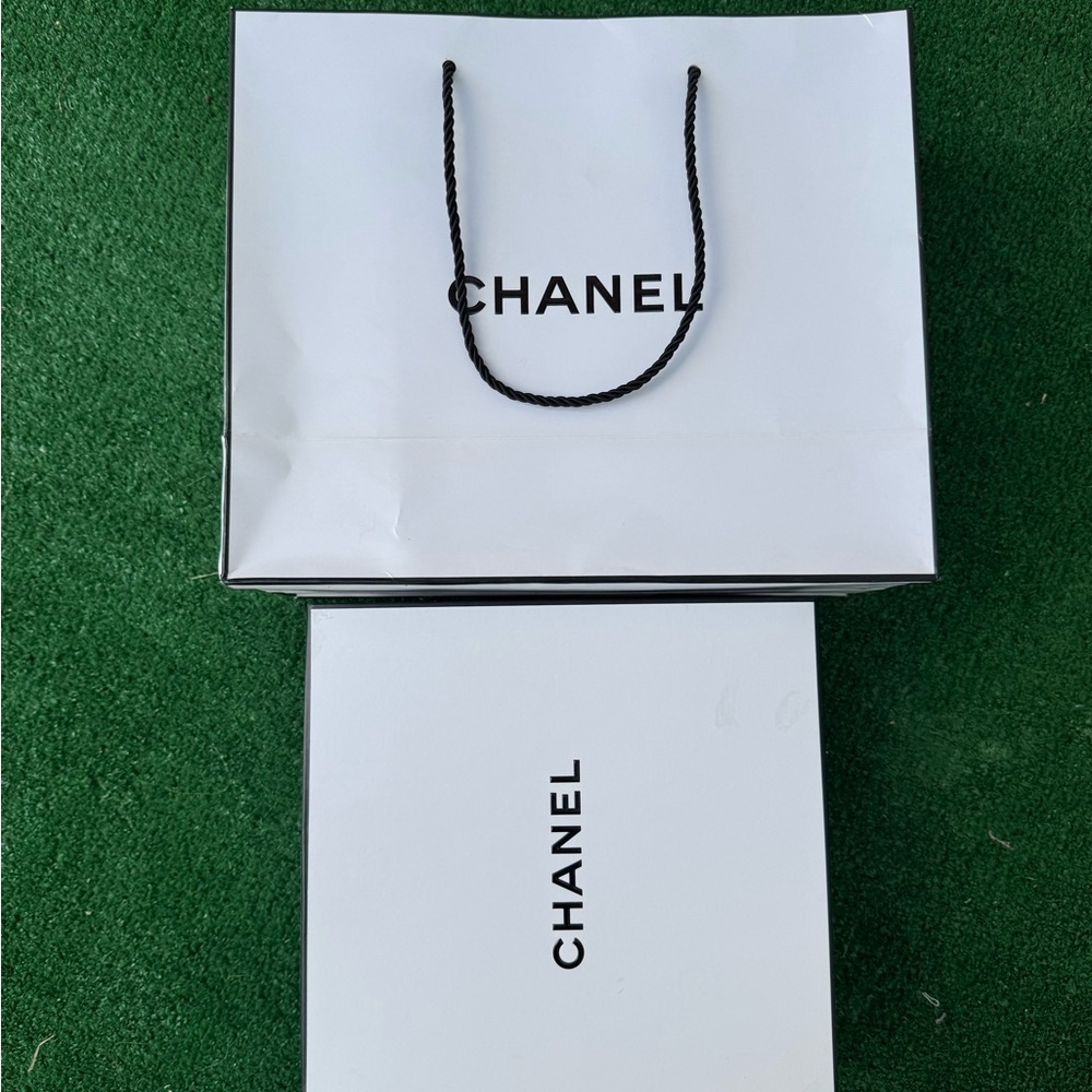 CHANEL White Gift box Set with Black Accents and CHANEL SHOPPINg BAG